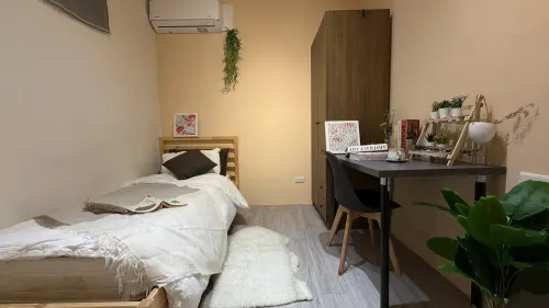 Room for rent TWD 13 000 - Songshan Rd - 4 bedrooms