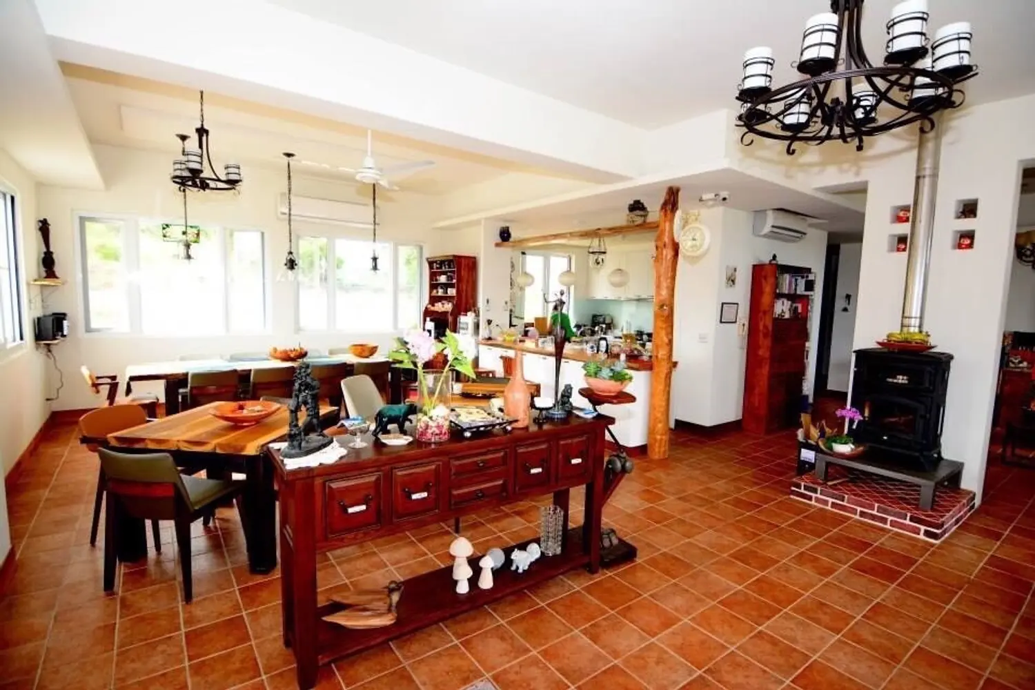 10 bedrooms villa for sale TWD 73 880 000 - 143 ping - Donghe Township,Taitung County slide 1