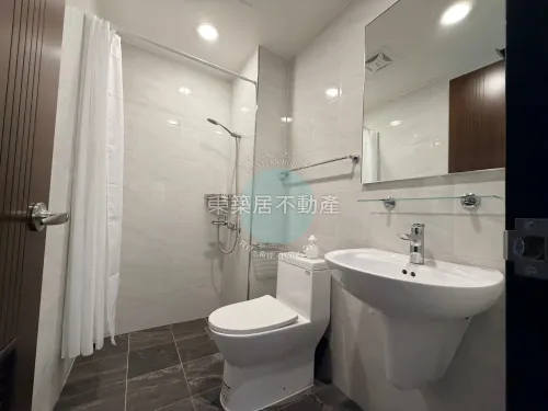 3 bedrooms apartment for rent in West Central District, Tainan City | NT$ 36 800 | 19 ping slide 16