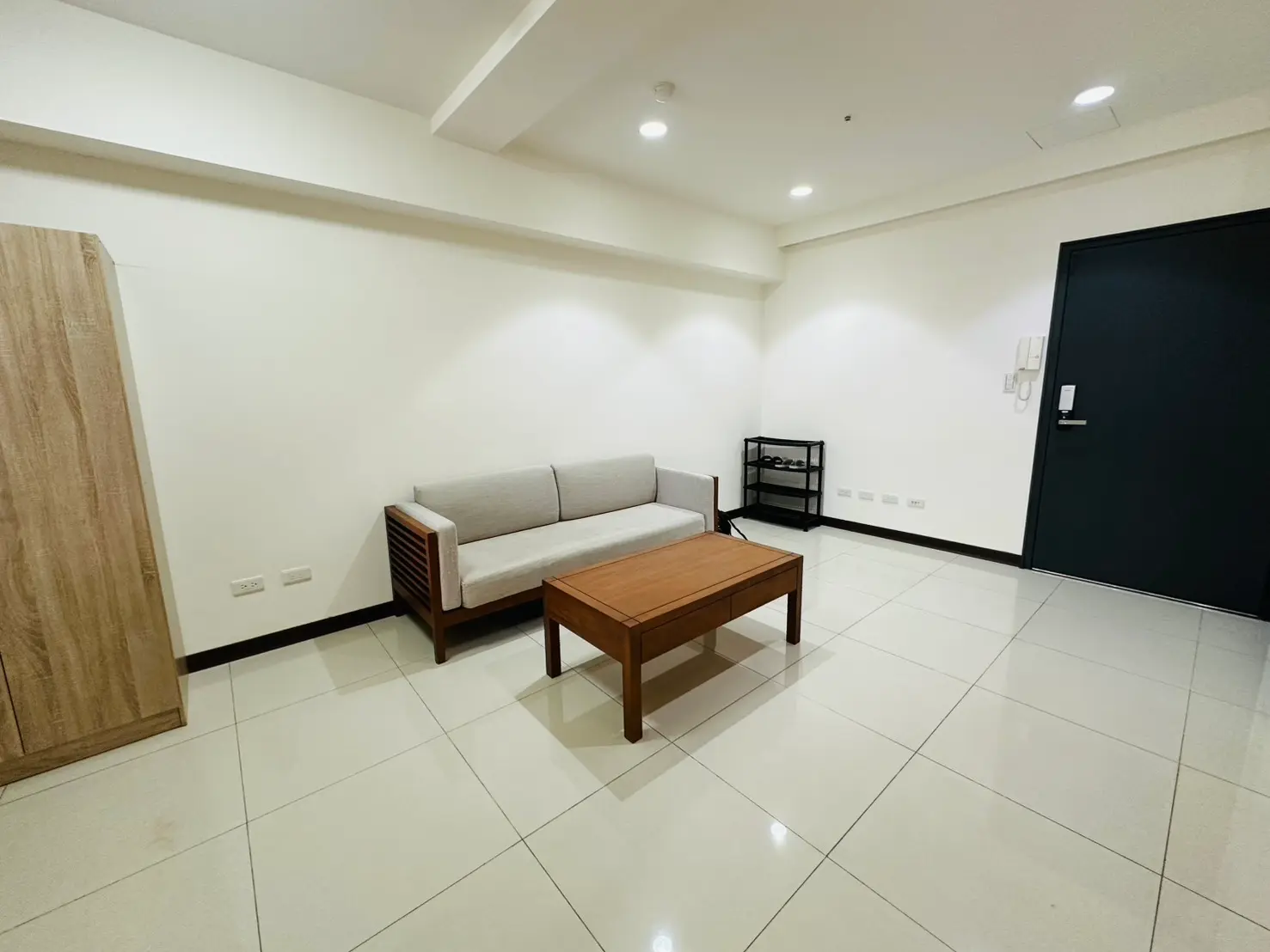 1 room apartment for rent in Xitun District, Taichung City | TWD 26 000 | 15 ping slide 2