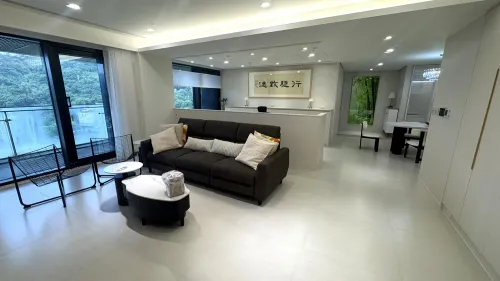 4 bedrooms apartment for rent in Shilin District, Taipei City | NT$ 250 000 | 48 ping slide 1