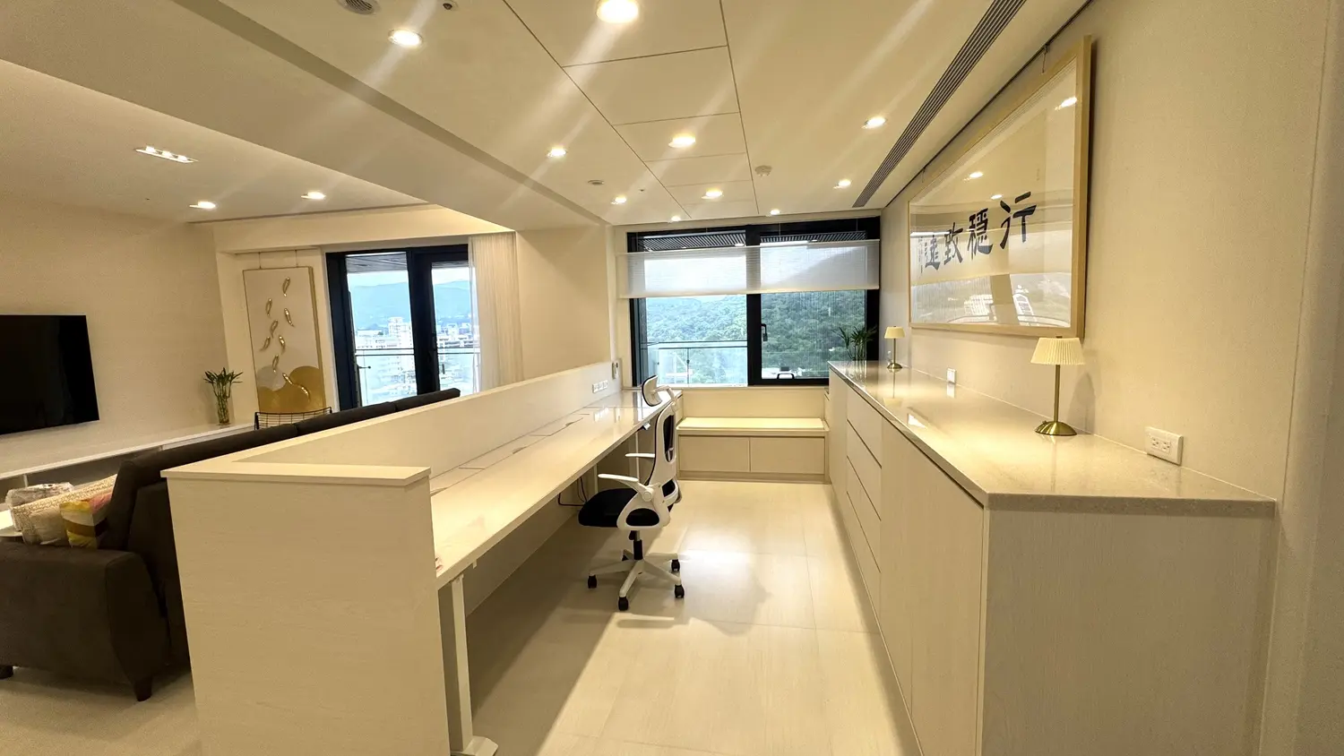 4 bedrooms apartment for rent in Shilin District, Taipei City | NT$ 250 000 | 48 ping slide 2