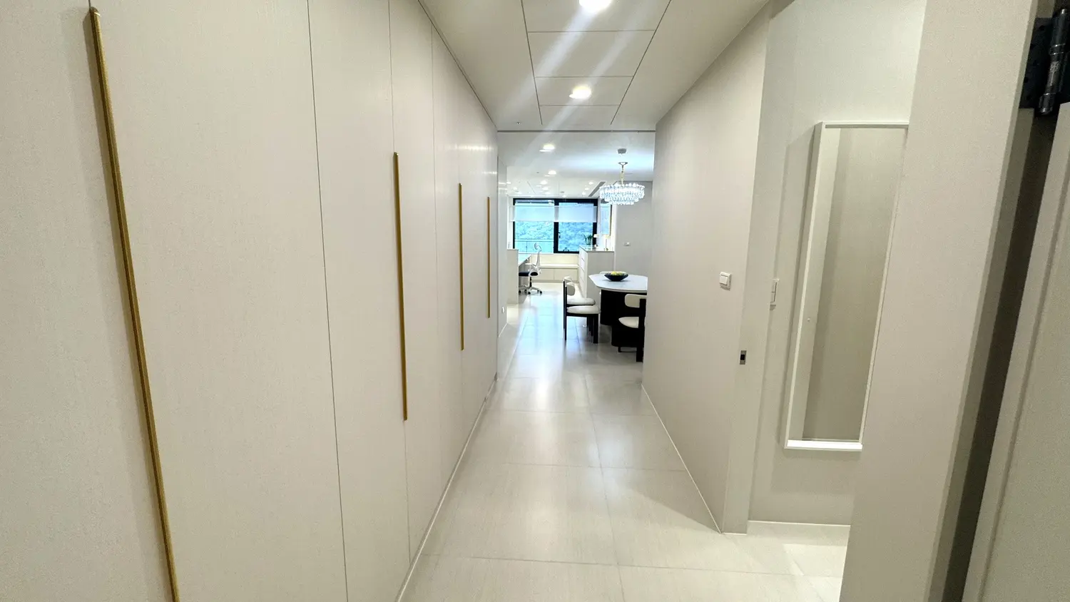 4 bedrooms apartment for rent in Shilin District, Taipei City | NT$ 250 000 | 48 ping slide 12