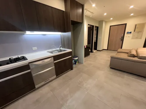 Apartment for rent TWD 42 000 - Section 2, Shuiyang Road - 3 bedrooms