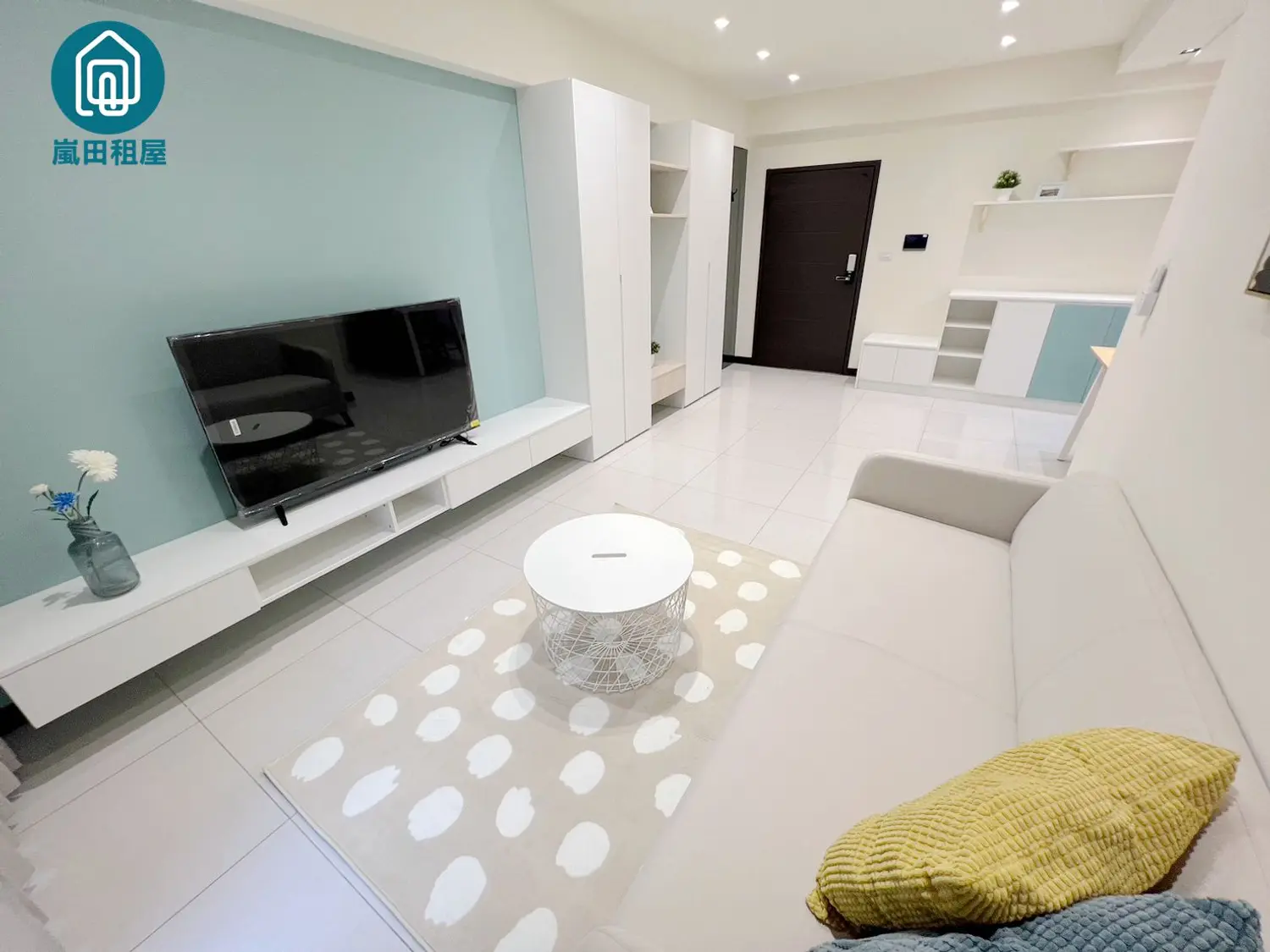 2 bedrooms apartment for rent TWD 22 000 - 18 ping - East District,Chiayi City slide 0