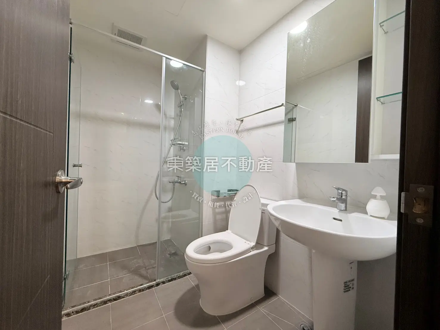 3 bedrooms apartment for rent in East District, Tainan City | NT$ 28 800 | 16 ping slide 13