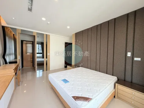 3 bedrooms apartment for rent in West Central District, Tainan City | NT$ 49 800 | 37 ping slide 9
