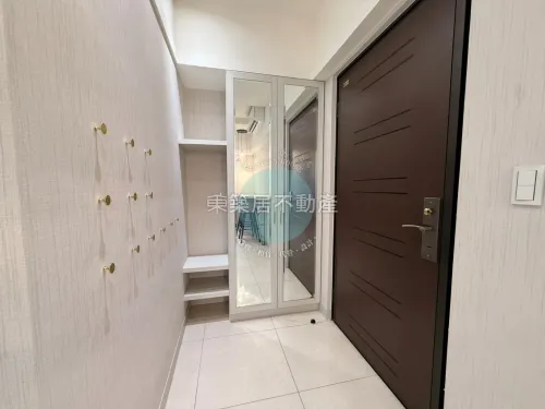 2 bedrooms apartment for rent in Anping District, Tainan City | NT$ 25 000 | 13 ping slide 3