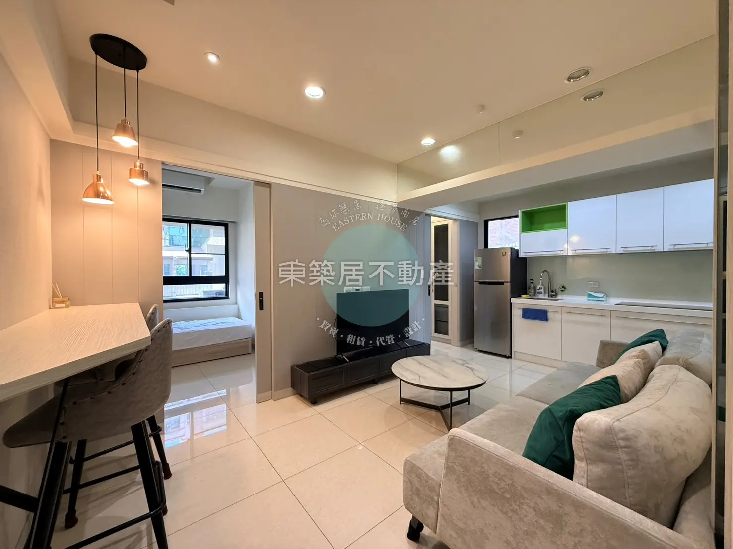 2 bedrooms apartment for rent in Anping District, Tainan City | NT$ 25 000 | 13 ping slide 0