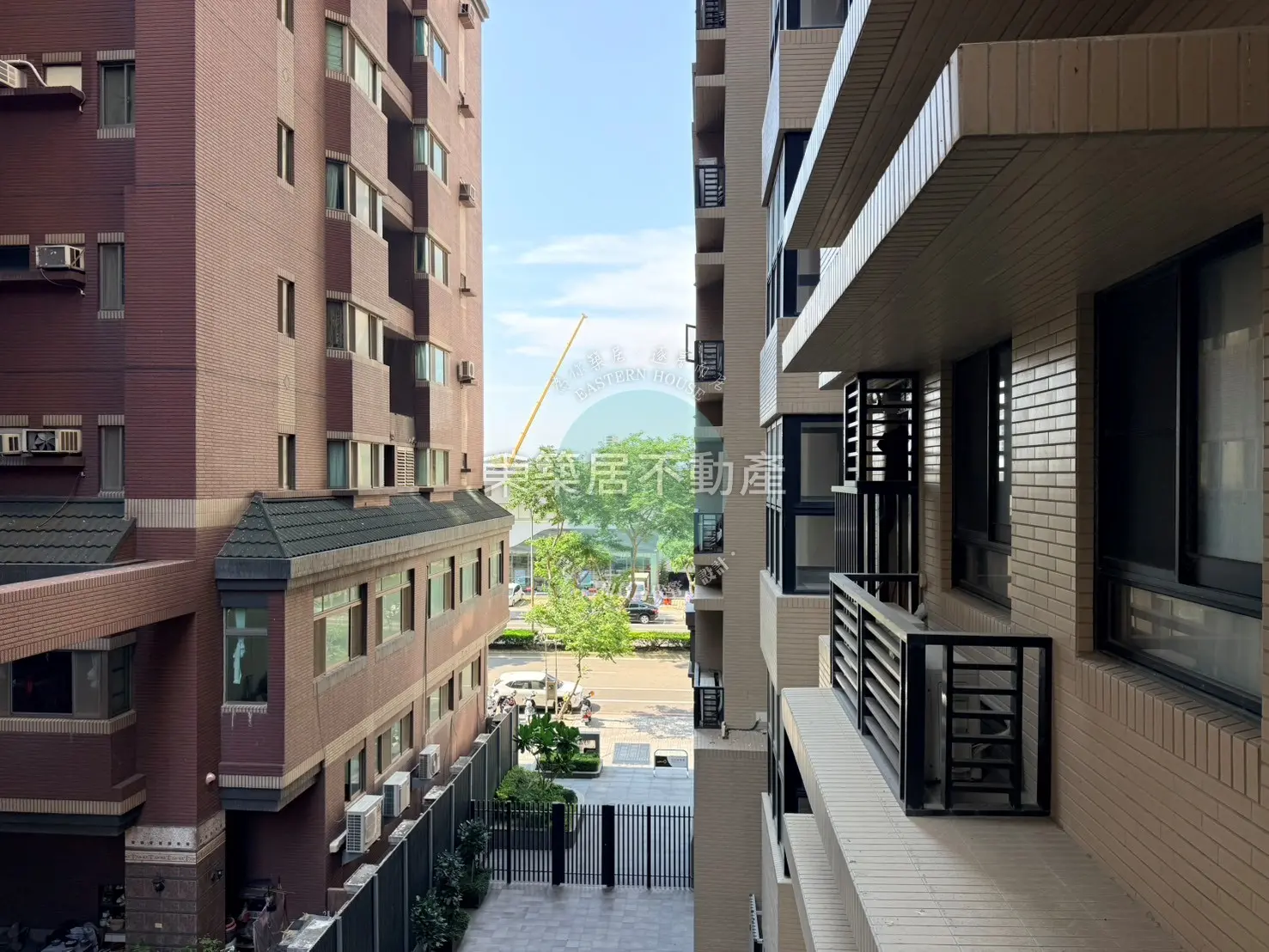 2 bedrooms apartment for rent in Anping District, Tainan City | NT$ 25 000 | 13 ping slide 4