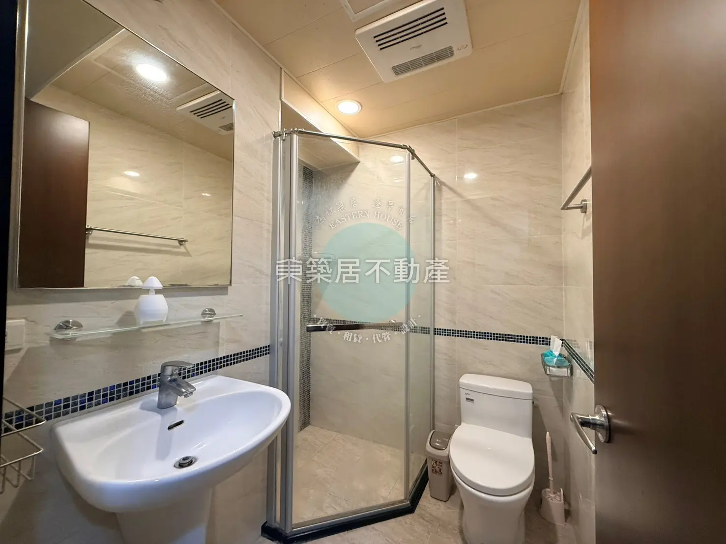 2 bedrooms apartment for rent in Anping District, Tainan City | NT$ 25 000 | 13 ping slide 10