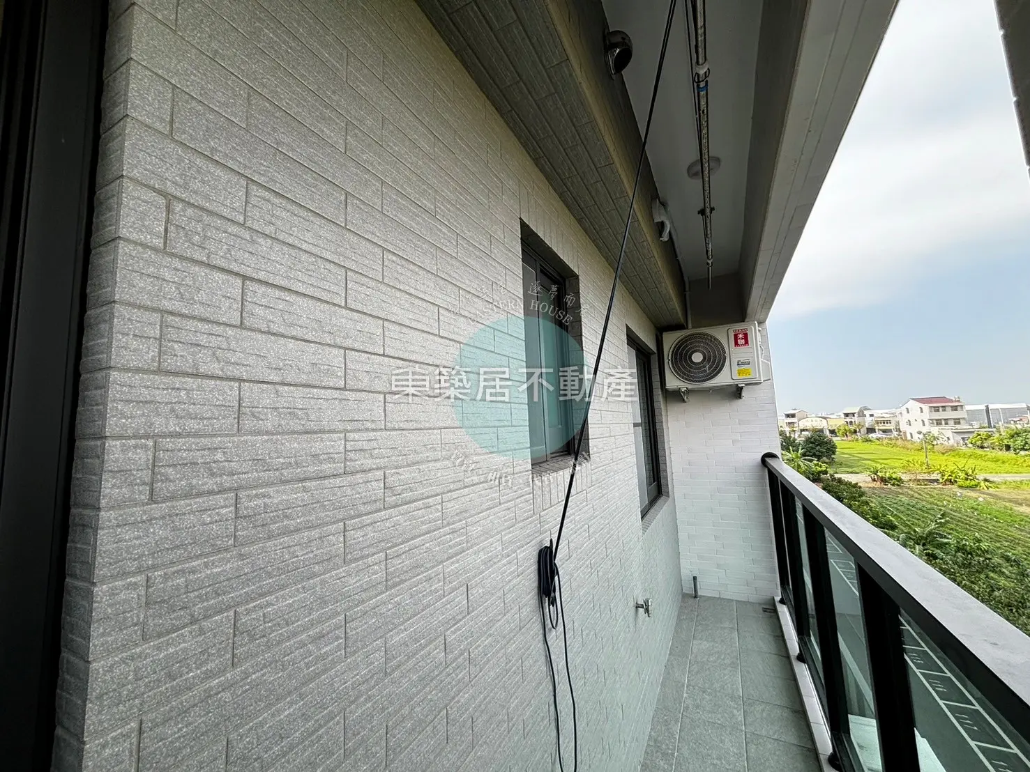 2 bedrooms apartment for rent in Anding District, Tainan City | NT$ 25 800 | 17 ping slide 7