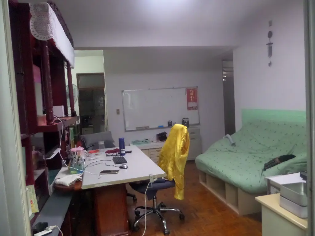 2 bedrooms apartment for sale in Xinyi District, Taipei City | NT$ 16 500 000 | 18 ping slide 0