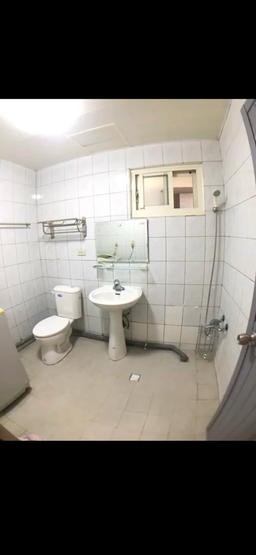 Private room for rent TWD 18 500 -  - 4 bedrooms