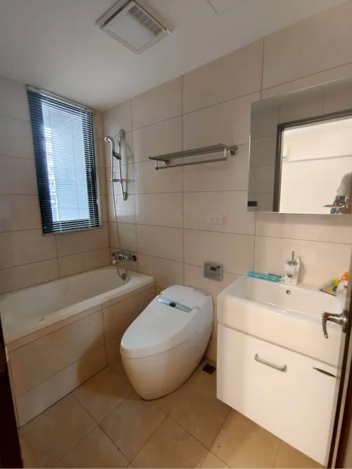 公寓 出租 TWD 138 000 - 長安東路一段56巷7弄 - 3 房