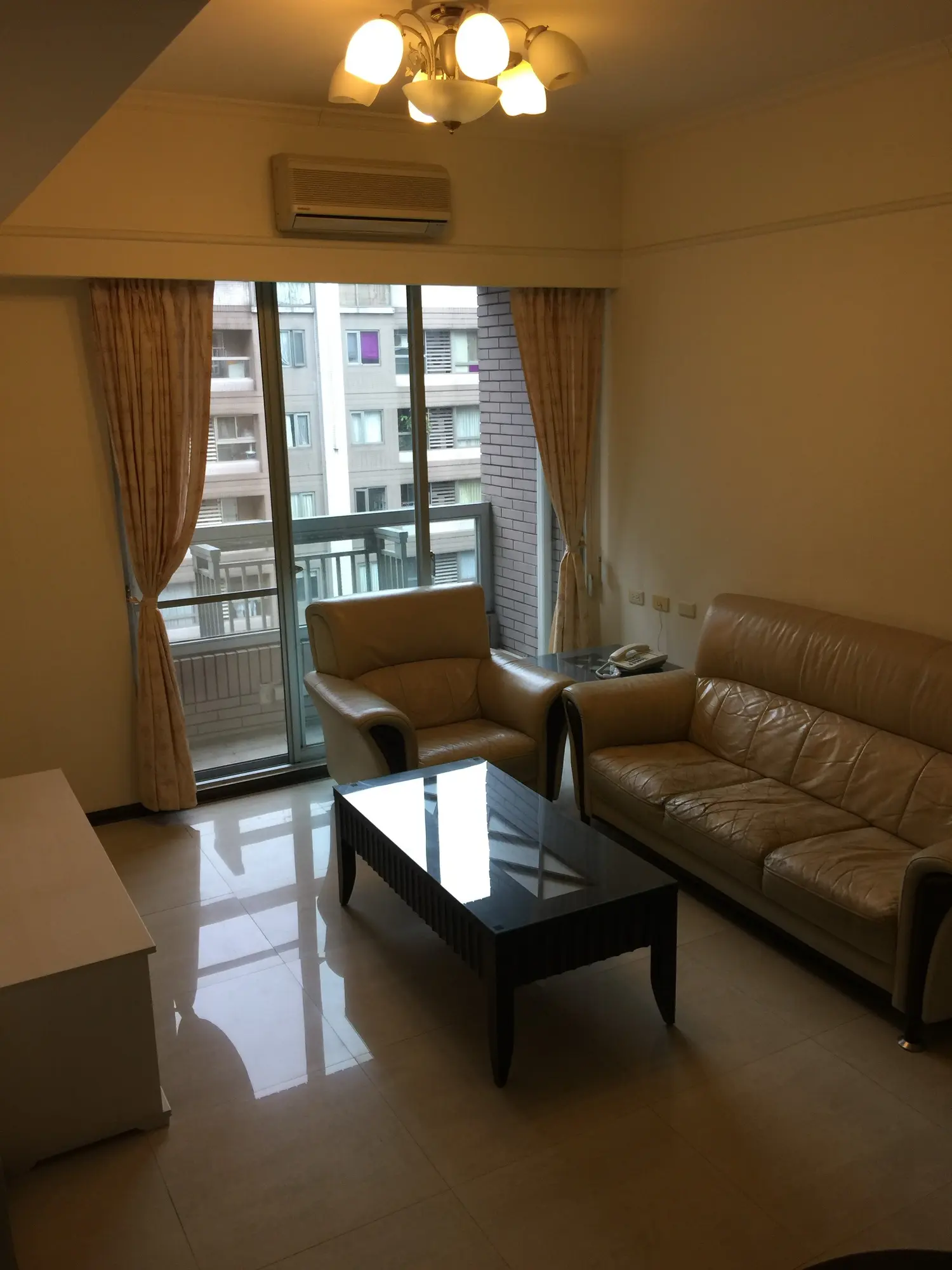 3 bedrooms apartment for rent in Luzhu District, Taoyuan City | NT$ 25 000 | 25 ping slide 2