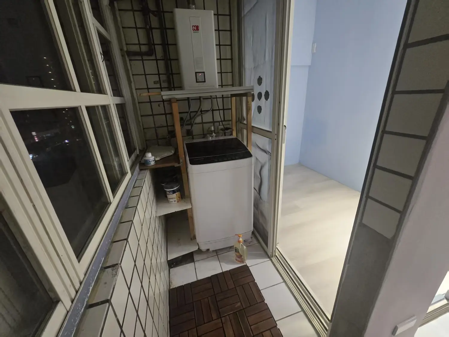 2 bedrooms apartment for rent in Songshan District, Taipei City | NT$ 31 000 | 10 ping slide 9