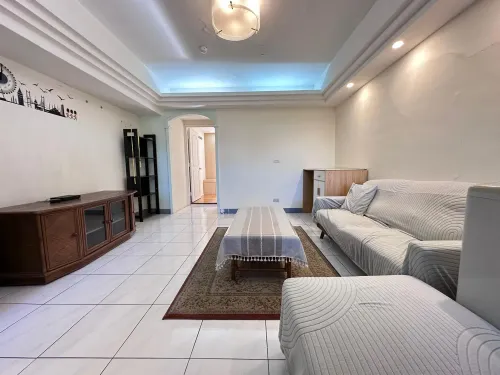 1 room apartment for rent in Daan District, Taipei City | NT$ 30 000 | 18 ping slide 1