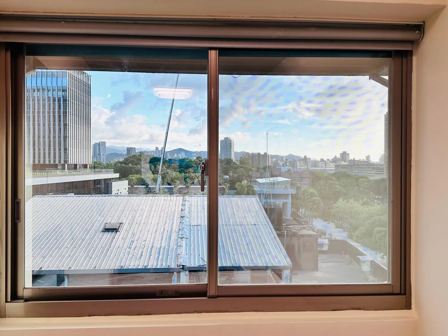 Studio apartment for rent in Zhongzheng District, Taipei City | NT$ 25 900 | 10 ping slide 5
