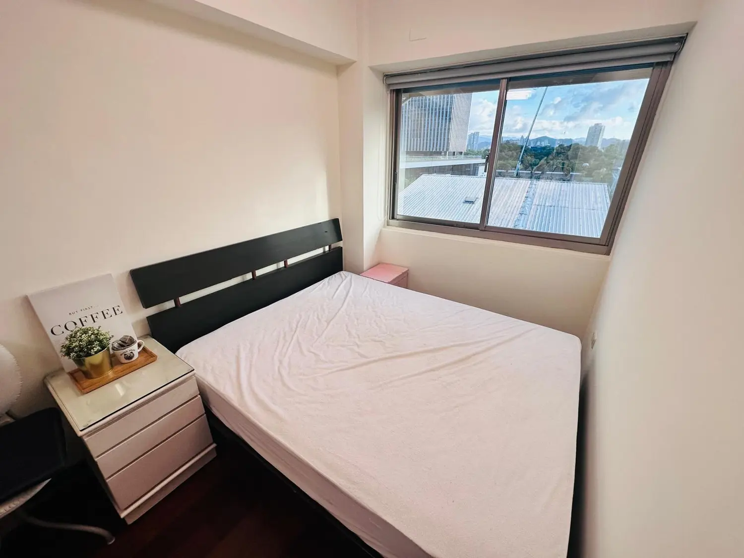 Studio apartment for rent in Zhongzheng District, Taipei City | NT$ 25 900 | 10 ping slide 6