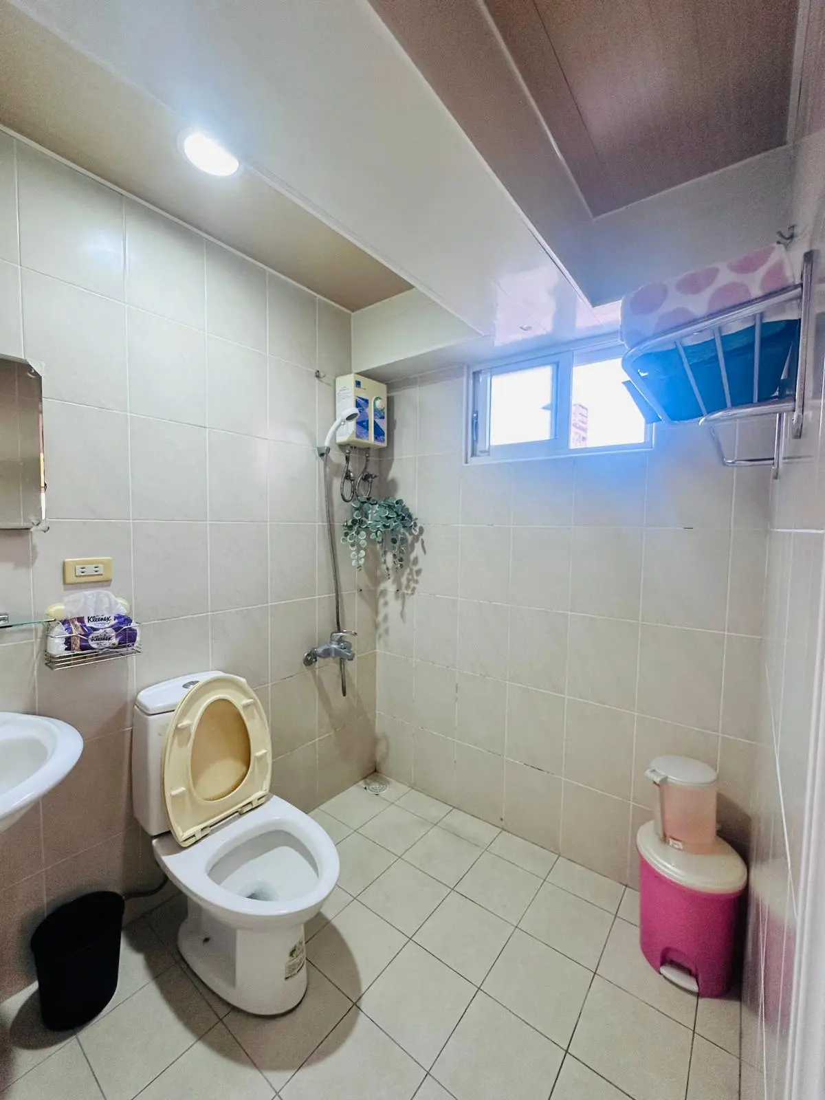 Studio apartment for rent in Zhongzheng District, Taipei City | NT$ 25 900 | 10 ping slide 8