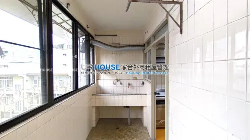 3 bedrooms apartment for rent in Shilin District, Taipei City | NT$ 62 000 | 46 ping slide 17