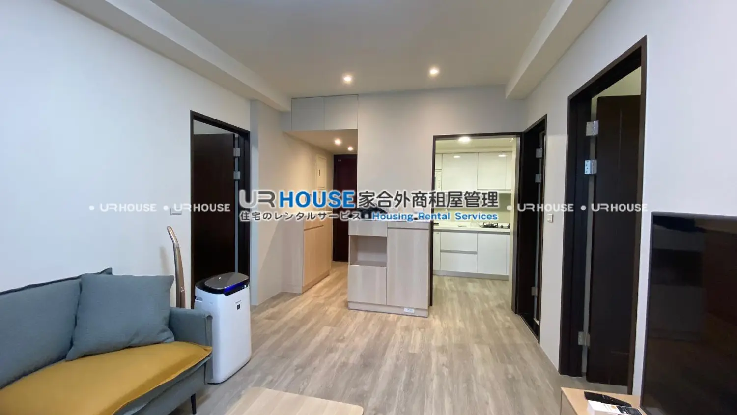 2 bedrooms apartment for rent TWD 50 000 - 17 ping - Datong District,Taipei City slide 2