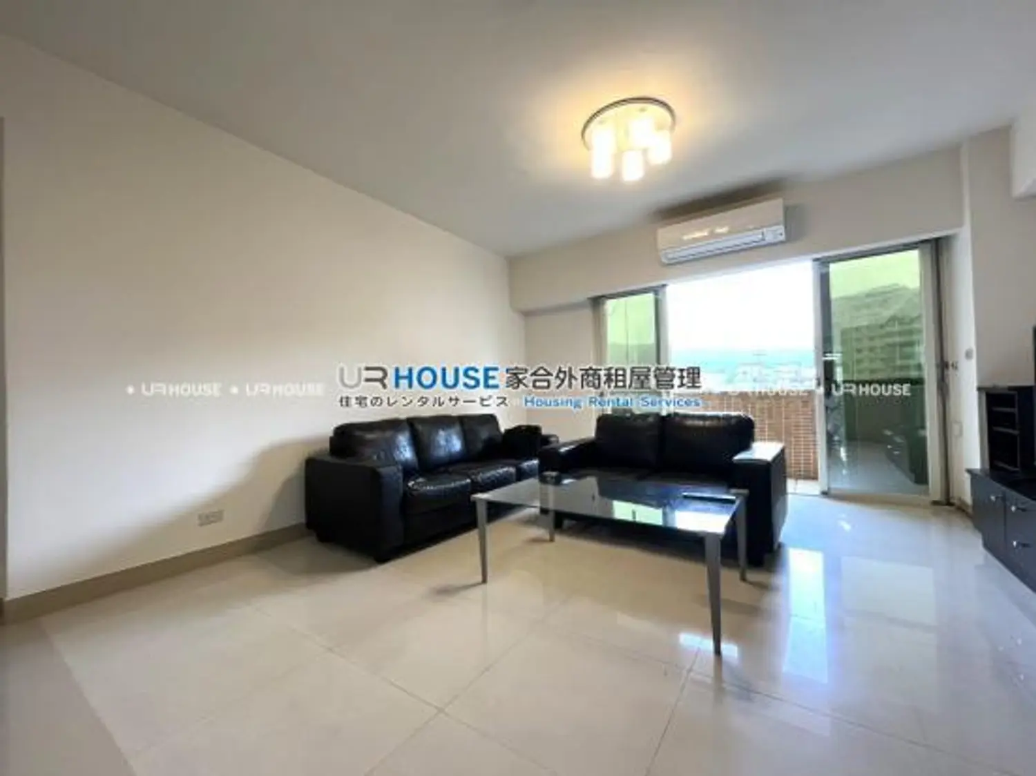 3 bedrooms apartment for rent TWD 70 000 - 44 ping - Shilin District,Taipei City slide 0