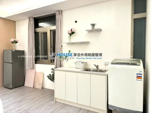 Apartment for rent NT$ 35 000 - Lane 114, Section 3, Zhongshan Road - 3 bedrooms