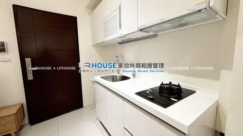 Studio apartment for rent in Shilin District, Taipei City | NT$ 32 500 | 9 ping slide 8