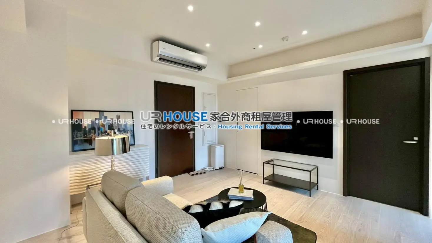 2 bedrooms apartment for rent in Zhongshan District, Taipei City | NT$ 68 000 | 16 ping slide 3