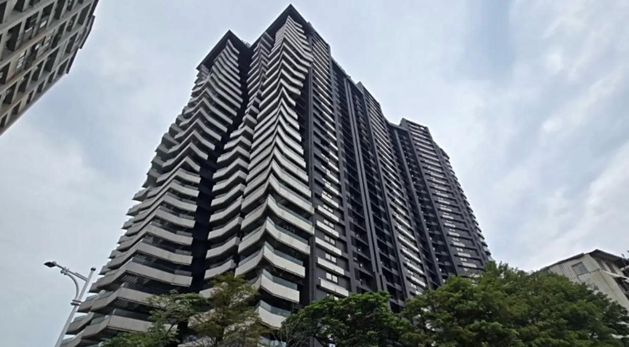 2 bedrooms apartment for rent in Tamsui District, New Taipei City | NT$ 27 000 | 38 ping slide 15