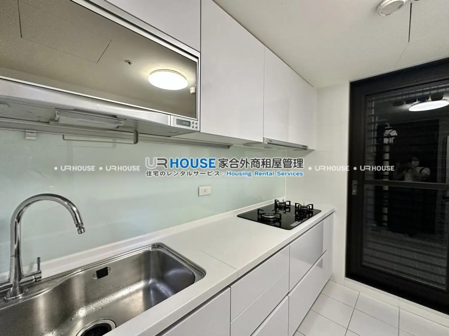 3 bedrooms apartment for rent TWD 60 000 - 26 ping - Songshan District,Taipei City slide 1