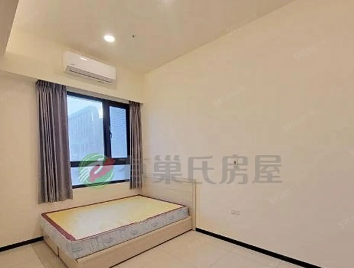 2 bedrooms apartment for rent in Tamsui District, New Taipei City | NT$ 25 000 | 35 ping slide 3
