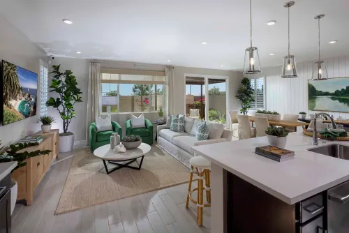 獨棟住宅 出售 US$ 679 990 - N 21st Avenue - 3 房