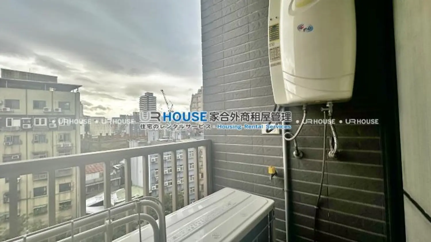 1 room apartment for rent TWD 35 000 - 14 ping - Wanhua District,Taipei City slide 7