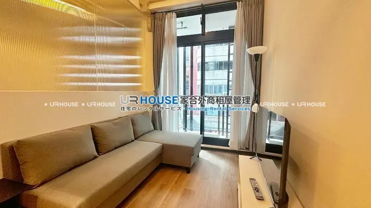 1 room apartment for rent in Songshan District, Taipei City | TWD 48 000 | 11 ping slide 0