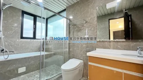 Apartment for rent TWD 90 000 -  - 3 bedrooms