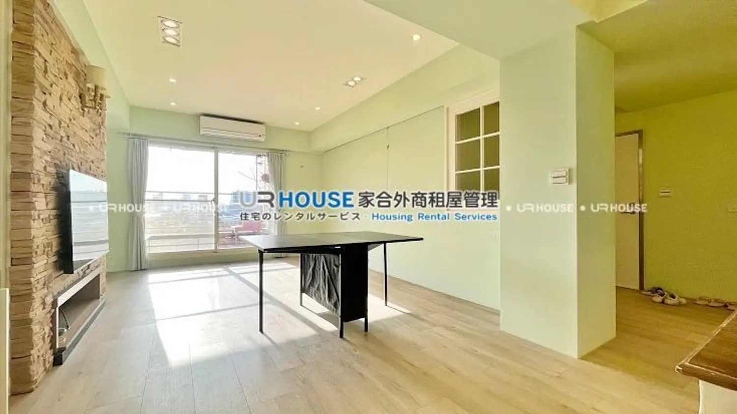 Studio apartment for rent TWD 56 000 - 38 ping - , slide 0