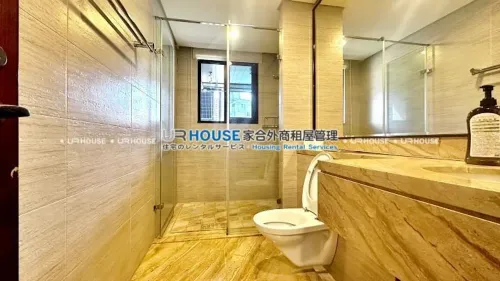 Apartment for rent TWD 130 000 -  - 4 bedrooms
