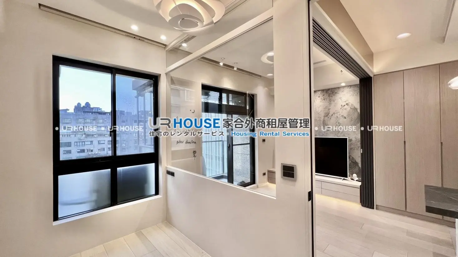 1 room apartment for rent in Songshan District, Taipei City | NT$ 60 000 | 11 ping slide 9