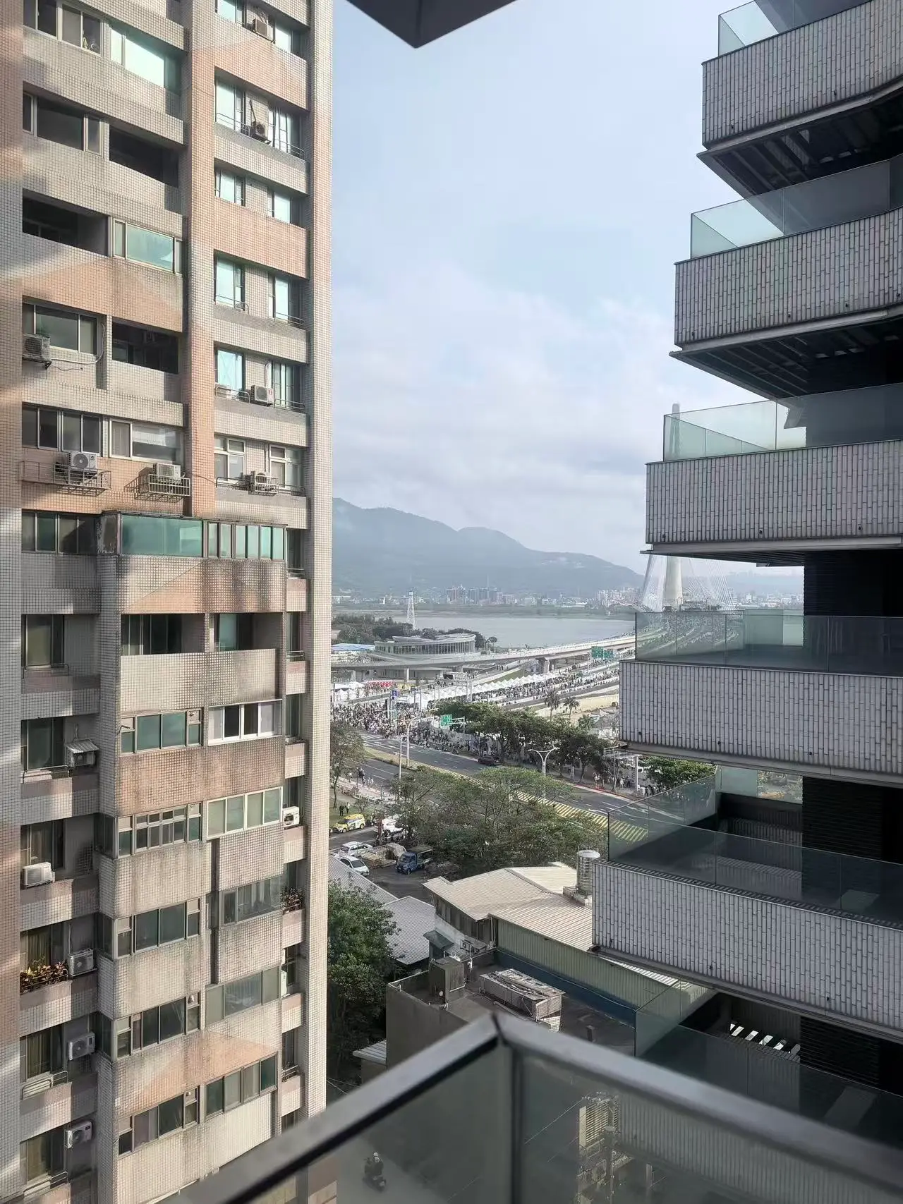 2 bedrooms apartment for rent in Tamsui District, New Taipei City | NT$ 28 500 | 53 ping slide 11