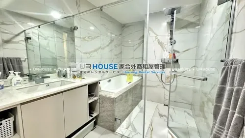 Apartment for rent TWD 88 500 - Section 2, Chengde Road - 2 bedrooms