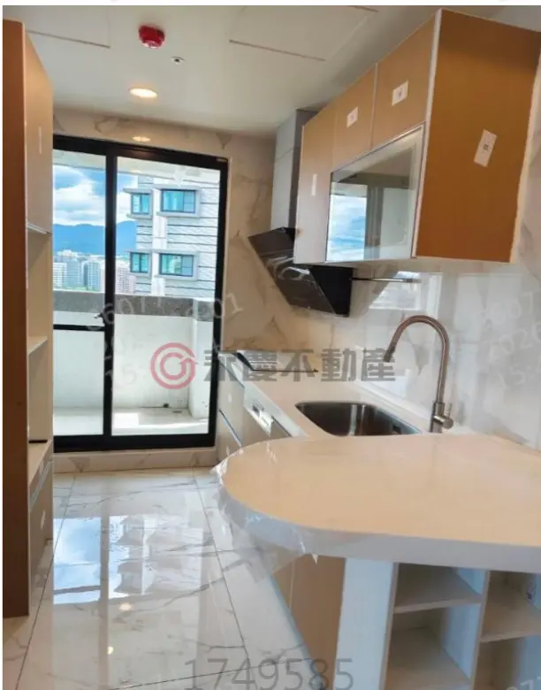 3 bedrooms apartment for rent in Tamsui District, New Taipei City | NT$ 30 000 | 43 ping slide 6