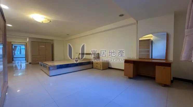 4 bedrooms apartment for rent TWD 62 500 - 47 ping - Shilin District, Taipei City slide 8