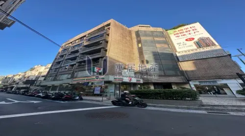 4 bedrooms apartment for rent TWD 62 500 - 47 ping - Shilin District, Taipei City slide 13