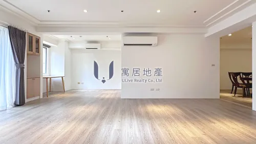 4 bedrooms apartment for rent in Shilin District, Taipei City | TWD 130 000 | 58 ping slide 2