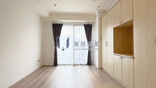4 bedrooms apartment for rent in Shilin District, Taipei City | TWD 130 000 | 58 ping slide 9