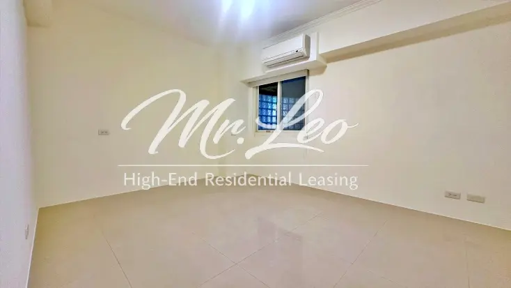 4 bedrooms apartment for rent in Xinyi District, Taipei City | NT$ 65 000 | 45 ping slide 3