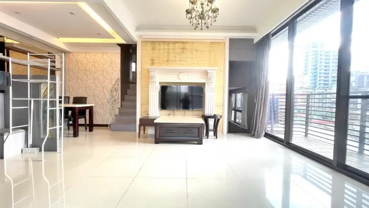2 bedrooms apartment for rent in Zhongshan District, Taipei City | NT$ 60 000 | 21 ping slide 1